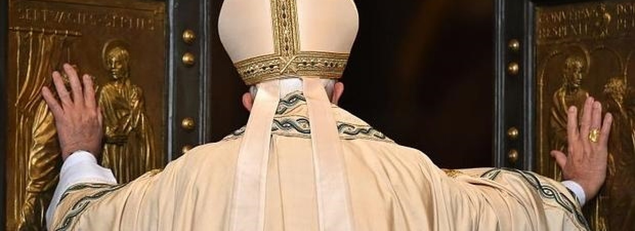 Destacando el Rosario, Papa Francisco entrega claves para “revolución de la ternura”