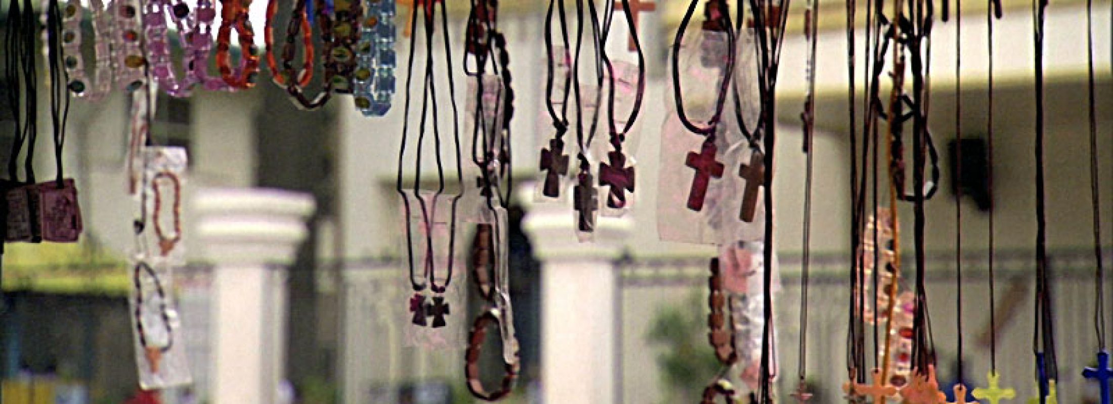 9 ideas prácticas para rezar el Rosario (aunque tengas un día muy complicado)