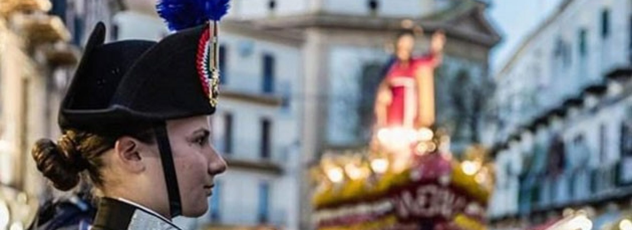 Ella portaba armas que matan y en Medjugorje se enamoró del arma de la Virgen: el Rosario